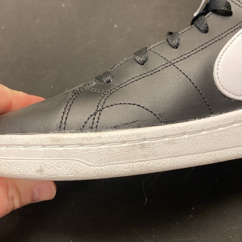 Nike Court Royale 2 - M10 ( A few smudges from storage ) - Picture 13 of 14